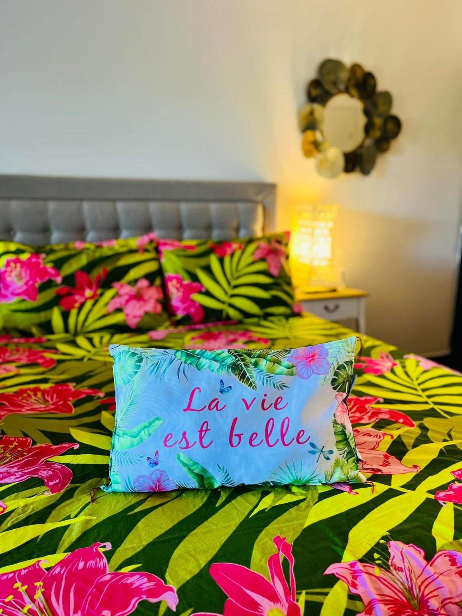 Tehautahi Cozy Lodge 2 Papeete  Kültér fotó