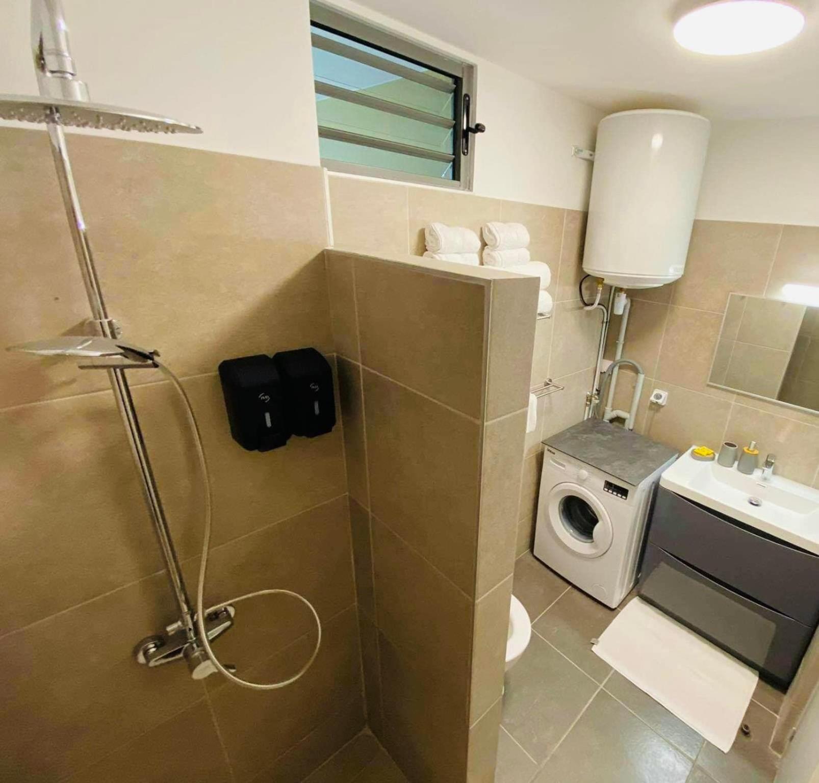 Tehautahi Cozy Lodge 2 Papeete  Kültér fotó